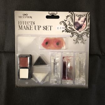 Vampire Bite Makeup Kit